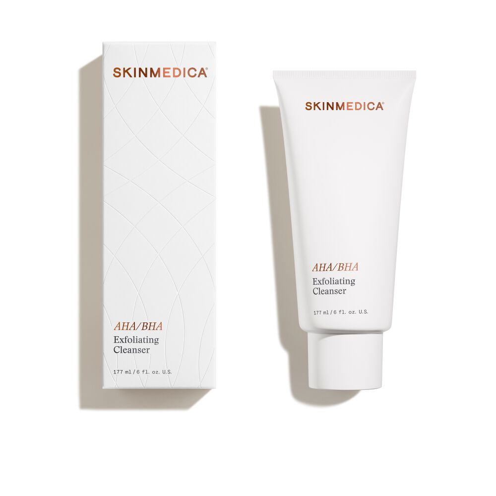 AHA/BHA Exfoliating Cleanser image number 3